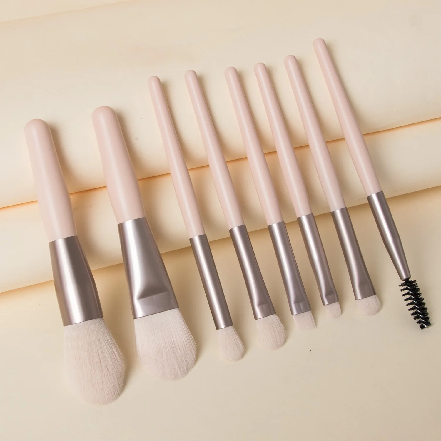 Huda Beauty Makeup Brush Set - Soft Fluffy Makeup Brushes Set Face