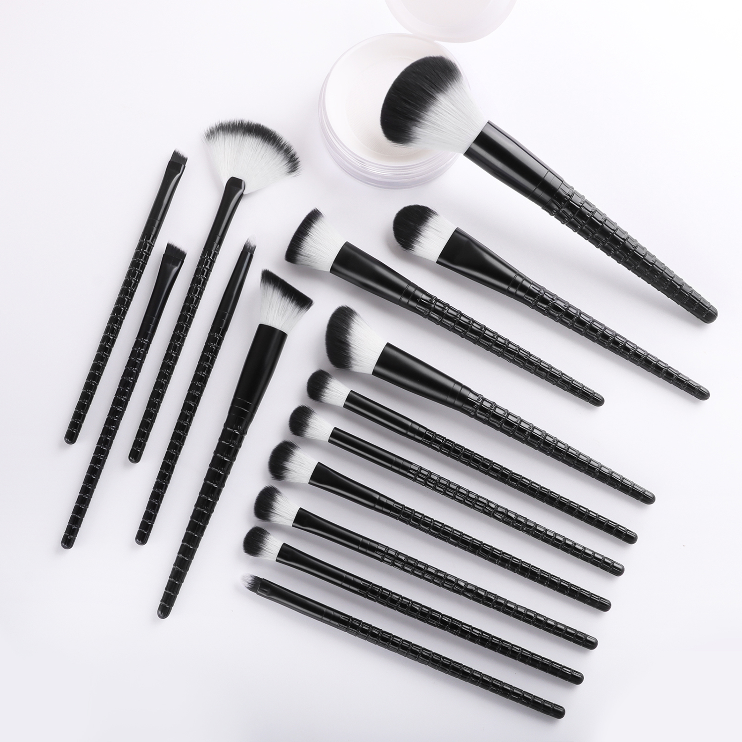 33Pcs All In One Makeup Tools  - Huda Beauty Makeup Brush Set ulasan dan harga