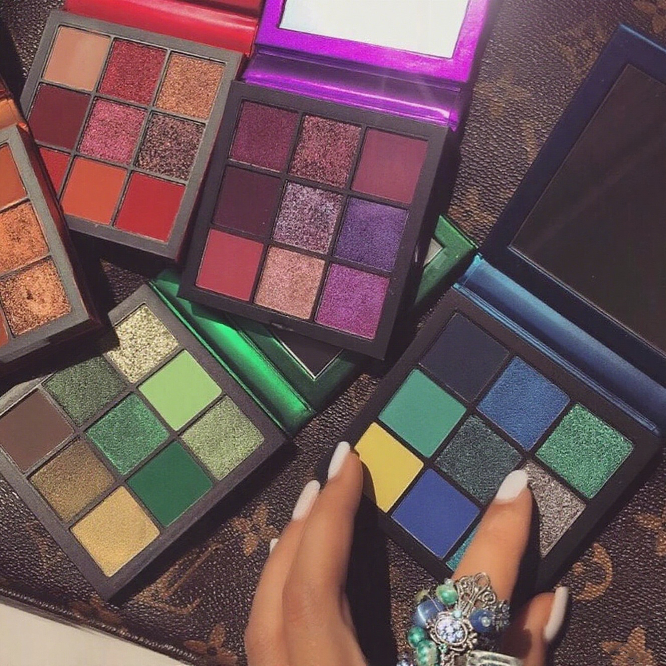 Huda Beauty 9 Color Palette Di - Huda Beauty Makeup Set ulasan dan harga